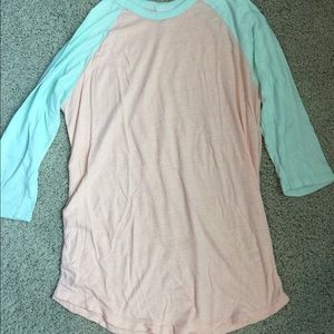 LuLaRoe Randy top
